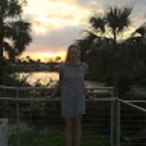 Meet your Posher, Claire